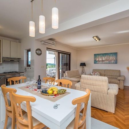 Stedi Apartment Lukoran Экстерьер фото